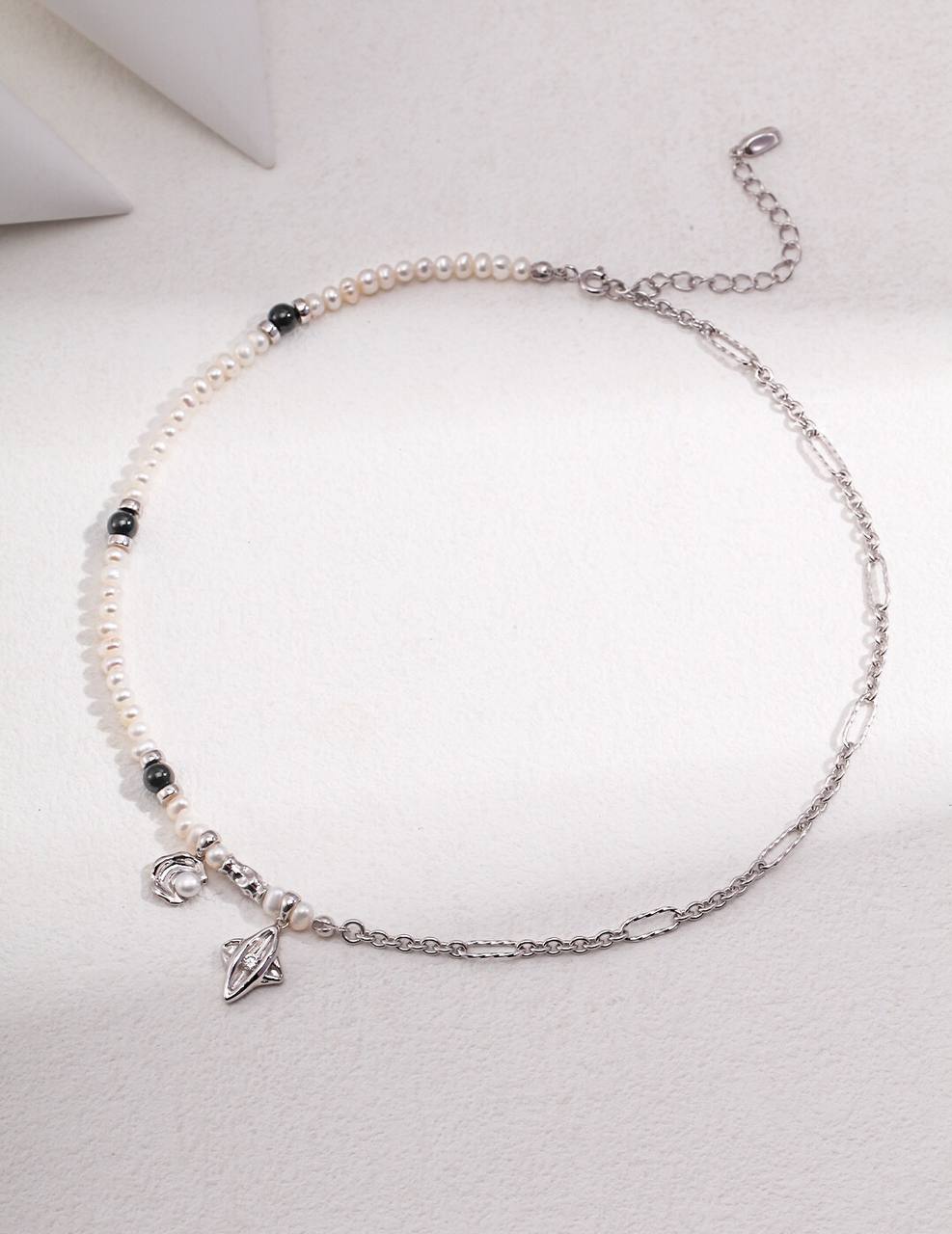 Série Design Étoile et Lune - Collier de perles en argent sterling avec zircone et onyx